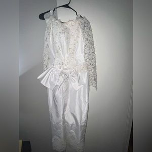 Vintage wedding dress